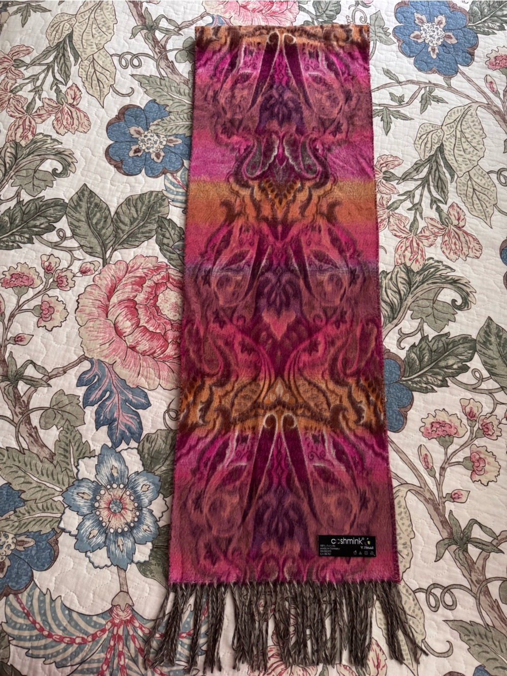 V. FRAAS Cashmink Multicolored Tasseled Scarf